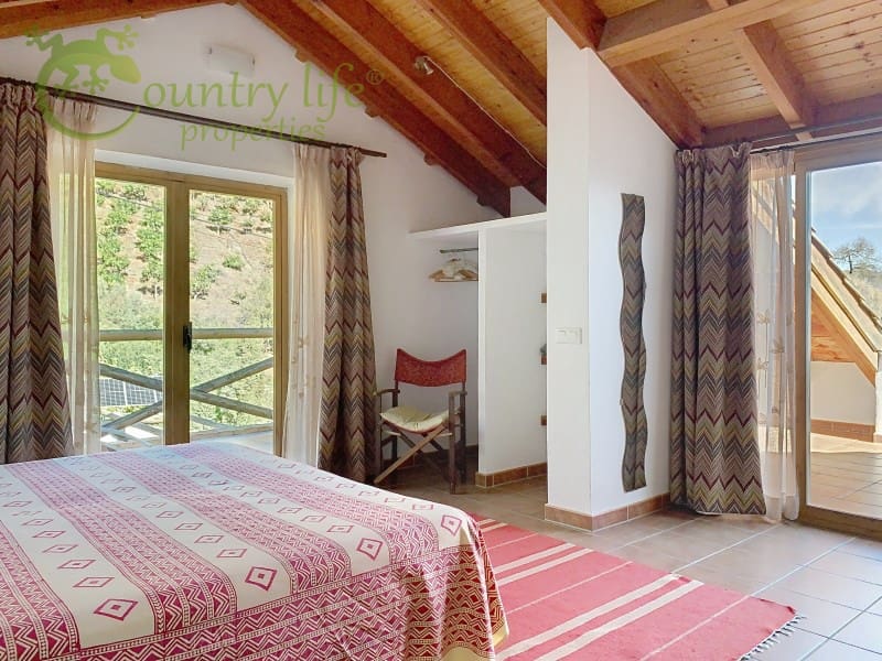 5 sovrum Villa till salu i Comares - 995 000 € (Ref: 9386006)