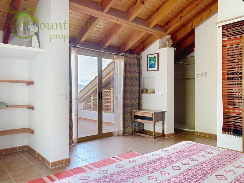 5 sovrum Villa till salu i Comares - 995 000 € (Ref: 9386006)