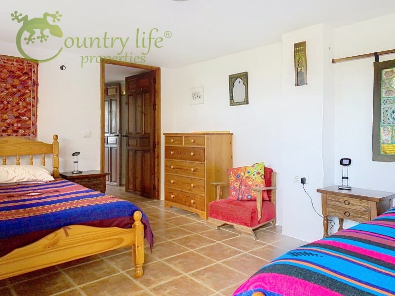 5 sovrum Villa till salu i Comares - 995 000 € (Ref: 9386006)