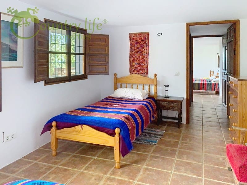 5 sovrum Villa till salu i Comares - 995 000 € (Ref: 9386006)