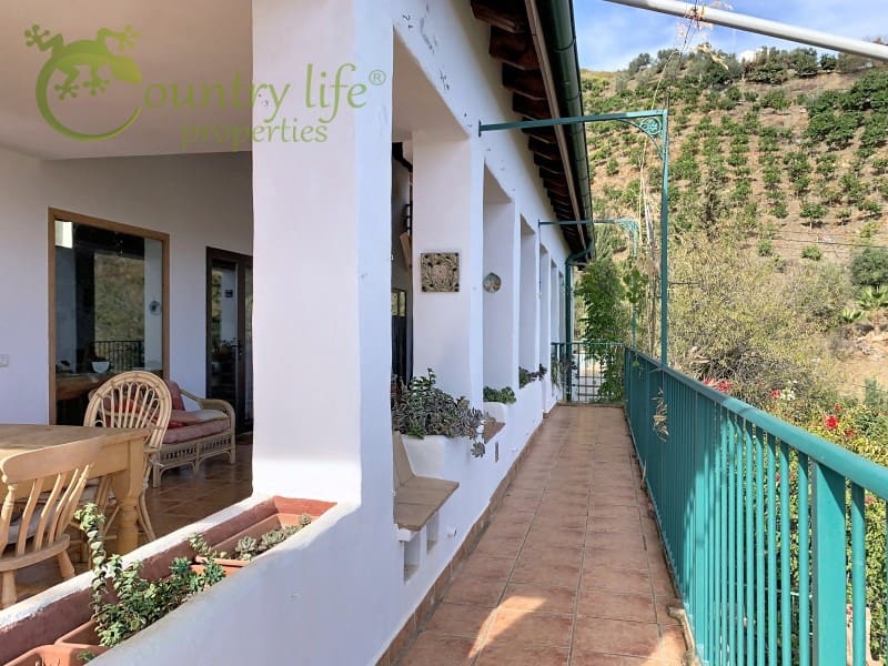 5 sovrum Villa till salu i Comares - 995 000 € (Ref: 9386006)