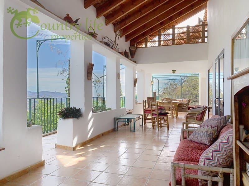 5 sovrum Villa till salu i Comares - 995 000 € (Ref: 9386006)