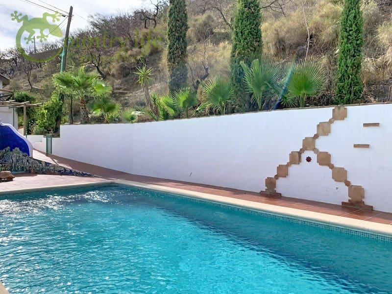 5 sovrum Villa till salu i Comares - 995 000 € (Ref: 9386006)