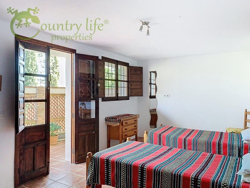 5 sovrum Villa till salu i Comares - 995 000 € (Ref: 9386006)