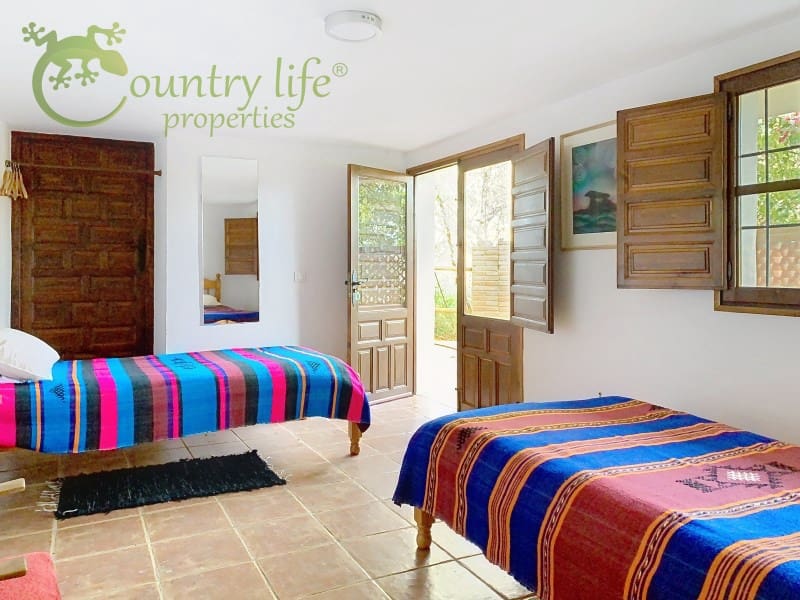 5 sovrum Villa till salu i Comares - 995 000 € (Ref: 9386006)