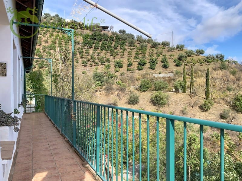 5 sovrum Villa till salu i Comares - 995 000 € (Ref: 9386006)