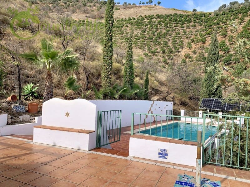 5 sovrum Villa till salu i Comares - 995 000 € (Ref: 9386006)