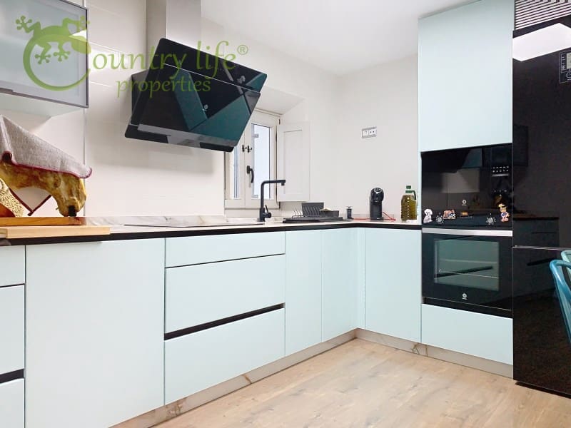 3 makuuhuone Omakotitalo myytävänä paikassa Colmenar - 228 000 € (Ref: 9411239)