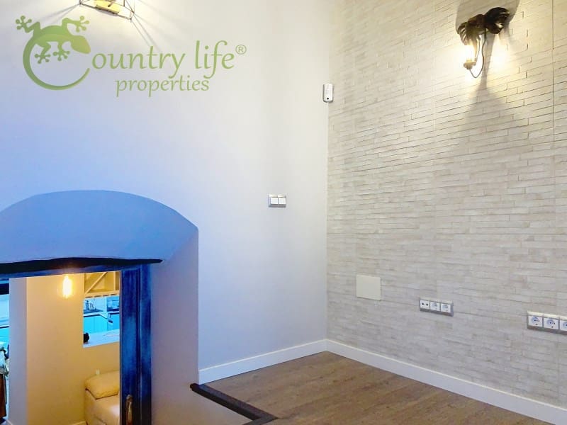 3 makuuhuone Omakotitalo myytävänä paikassa Colmenar - 228 000 € (Ref: 9411239)