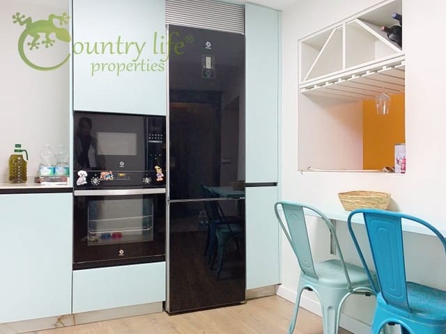 3 makuuhuone Omakotitalo myytävänä paikassa Colmenar - 228 000 € (Ref: 9411239)