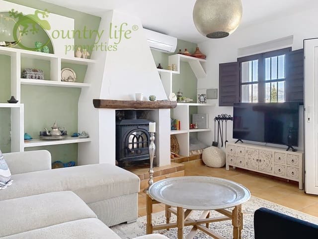 3 slaapkamer Villa te koop in Comares - € 395.000 (Ref: 9414326)