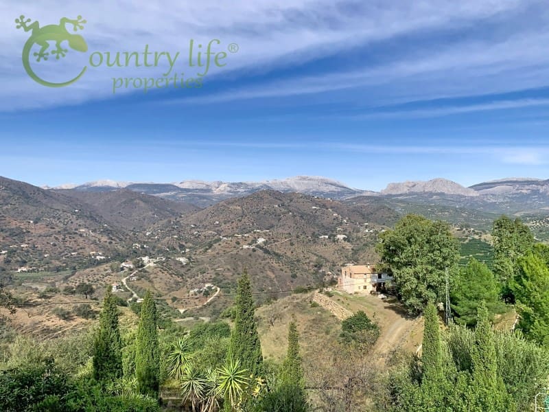 3 slaapkamer Villa te koop in Comares - € 395.000 (Ref: 9414326)