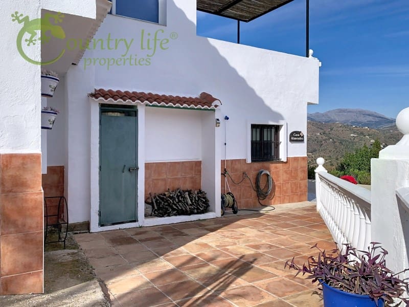 3 slaapkamer Villa te koop in Comares - € 395.000 (Ref: 9414326)