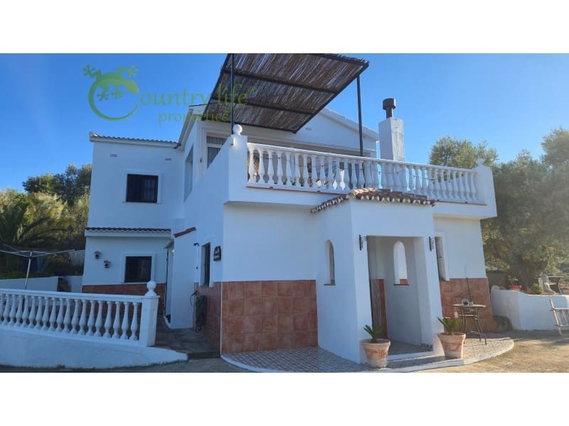 3 slaapkamer Villa te koop in Comares - € 395.000 (Ref: 9414326)