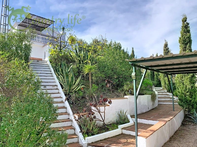 3 slaapkamer Villa te koop in Comares - € 395.000 (Ref: 9414326)