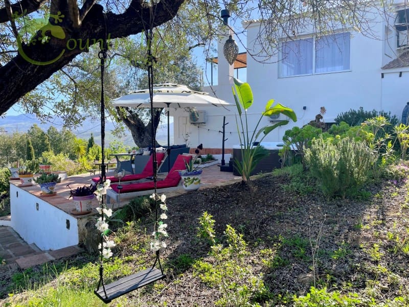 3 slaapkamer Villa te koop in Comares - € 395.000 (Ref: 9414326)