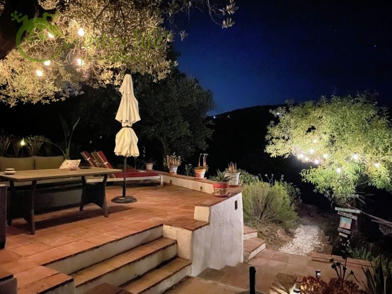 3 slaapkamer Villa te koop in Comares - € 395.000 (Ref: 9414326)