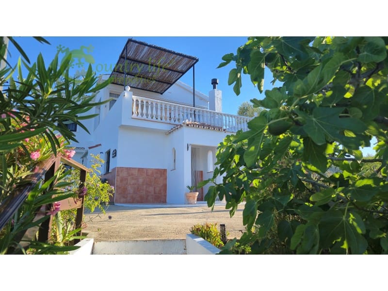 3 slaapkamer Villa te koop in Comares - € 395.000 (Ref: 9414326)