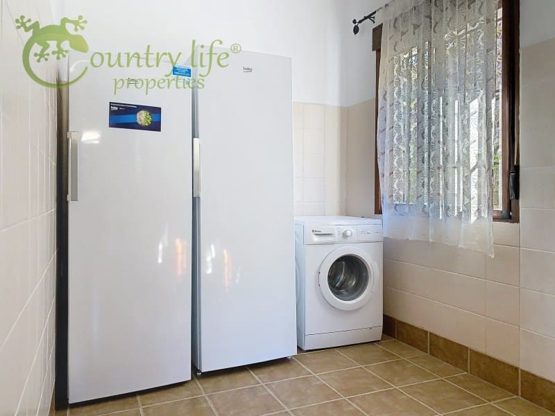 6 chambre Villa/Maison à vendre à Colmenar - 430 000 € (Ref: 9430972)