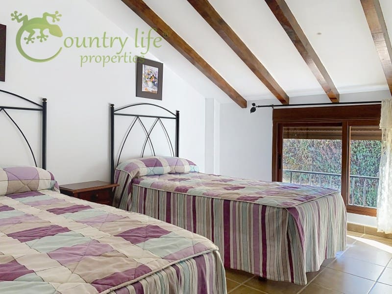 6 chambre Villa/Maison à vendre à Colmenar - 430 000 € (Ref: 9430972)