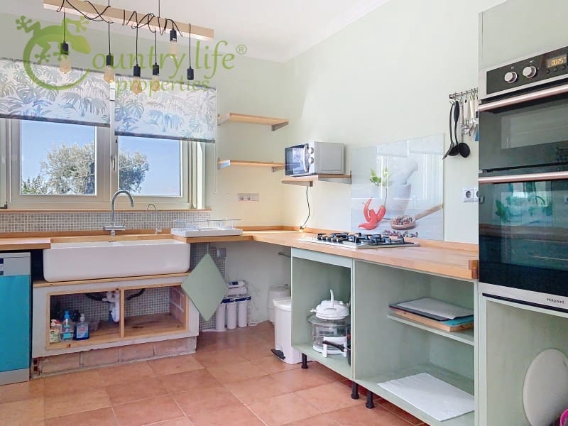 Chalet de 3 habitaciones en Cómpeta en venta - 362.000 € (Ref: 9437122)