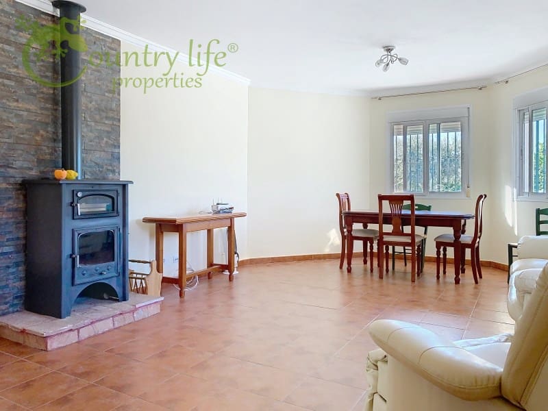 Chalet de 3 habitaciones en Cómpeta en venta - 362.000 € (Ref: 9437122)