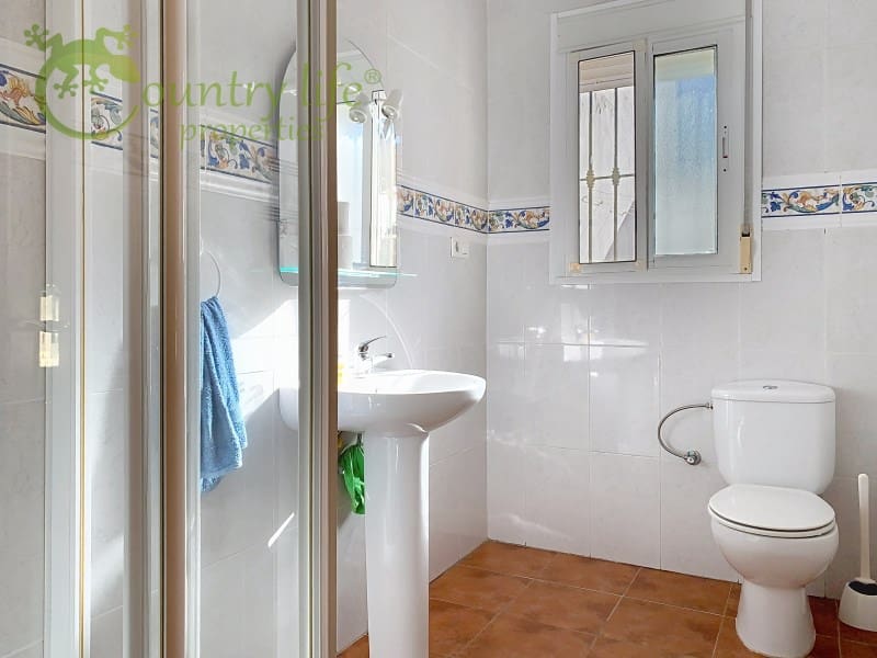 Chalet de 3 habitaciones en Cómpeta en venta - 362.000 € (Ref: 9437122)