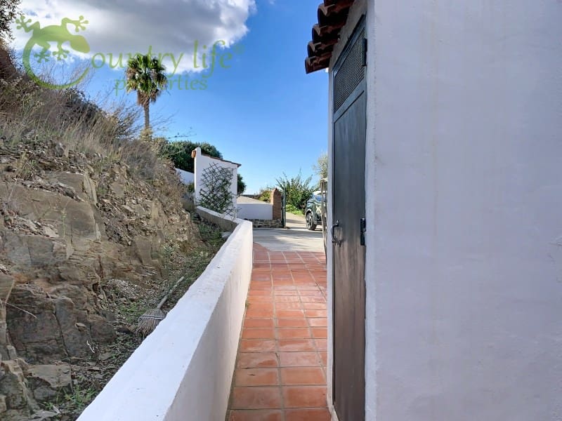 Chalet de 3 habitaciones en Cómpeta en venta - 362.000 € (Ref: 9437122)