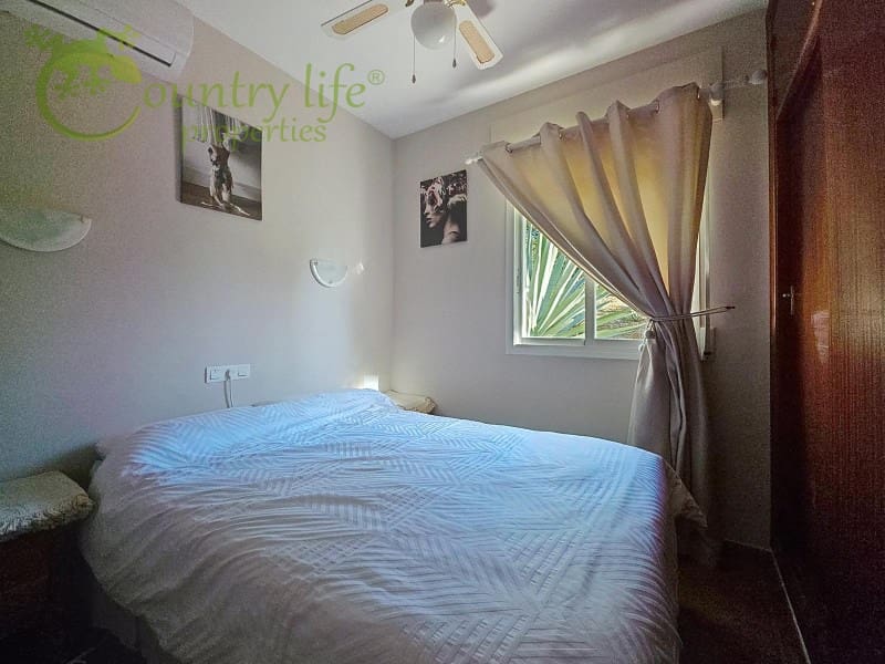 Villa te koop in Vinuela - € 339.000 (Ref: 9446671)