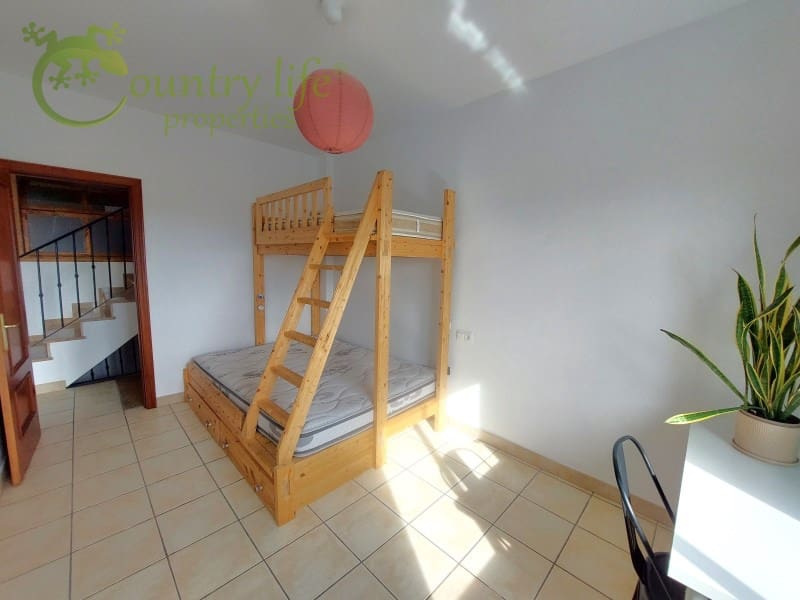 4 camera da letto Villetta Bifamiliare in vendita in Almogia - 295.000 € (Rif: 9555853)