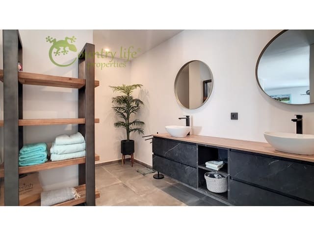 3 sovrum Finca/Hus på landet till salu i Vélez-Málaga - 1 150 000 € (Ref: 9582962)