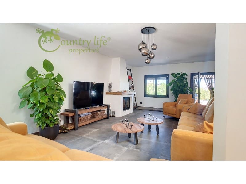 3 sovrum Finca/Hus på landet till salu i Velez-Malaga - 1 150 000 € (Ref: 9582962)