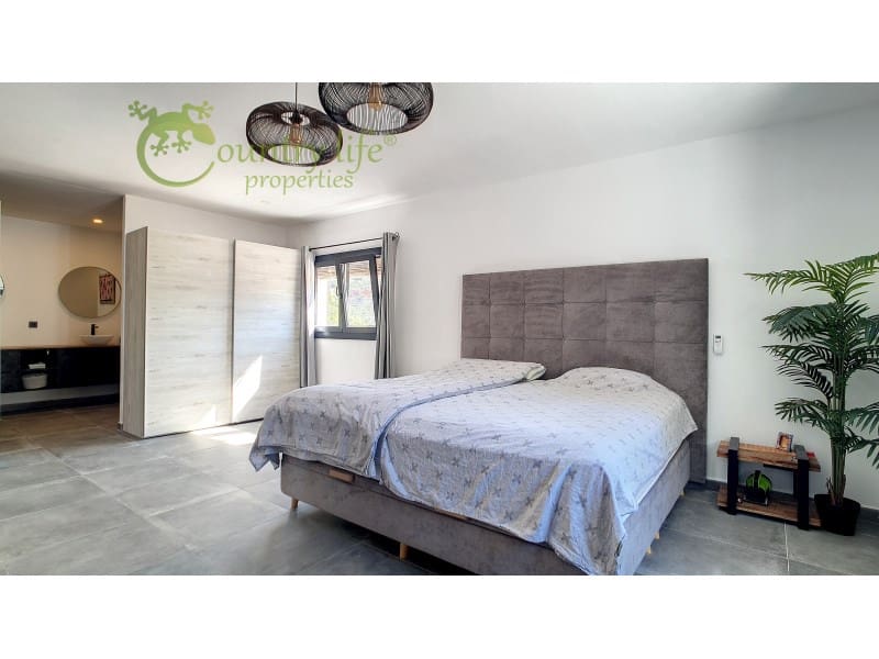 3 sovrum Finca/Hus på landet till salu i Velez-Malaga - 1 150 000 € (Ref: 9582962)