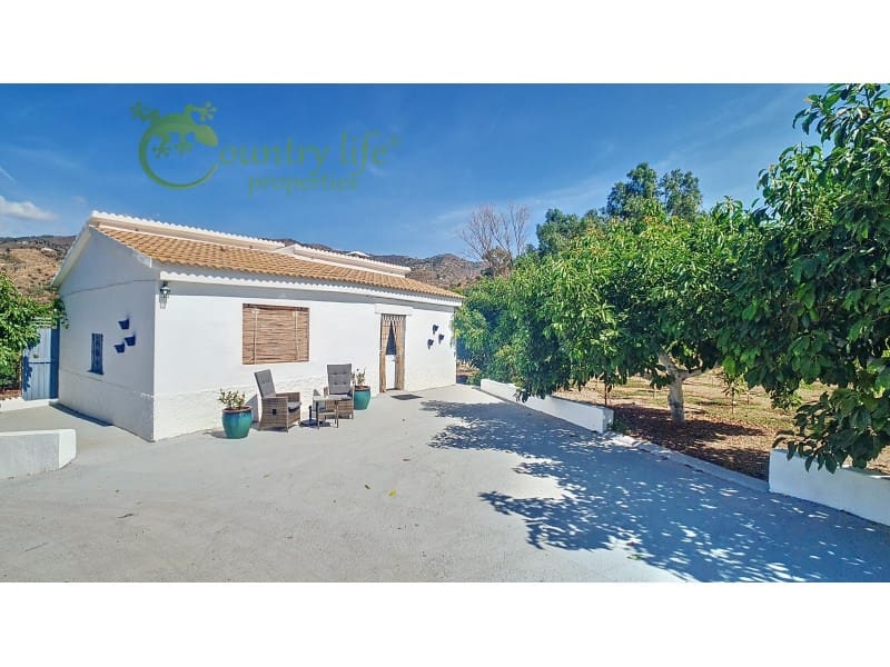 3 sovrum Finca/Hus på landet till salu i Velez-Malaga - 1 150 000 € (Ref: 9582962)