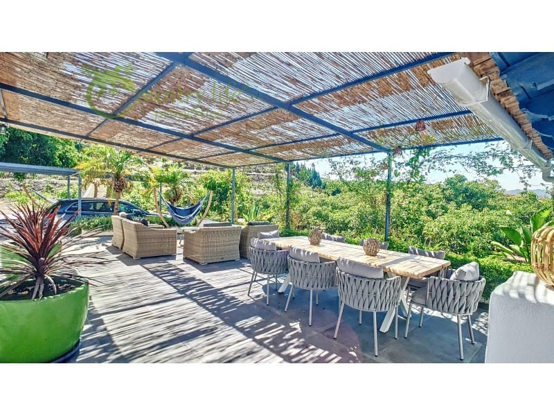 3 sovrum Finca/Hus på landet till salu i Velez-Malaga - 1 150 000 € (Ref: 9582962)