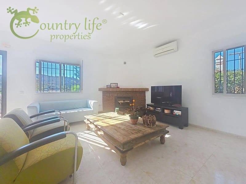 3 makuuhuone Huvila myytävänä paikassa Alcaucin - 279 000 € (Ref: 9608093)