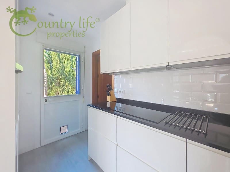 3 makuuhuone Huvila myytävänä paikassa Alcaucin - 279 000 € (Ref: 9608093)