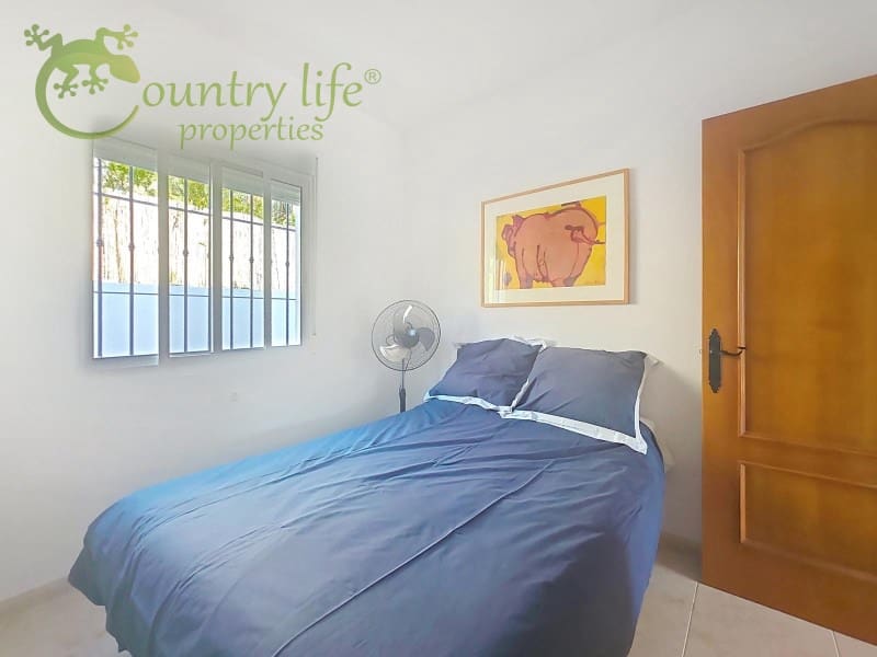 3 makuuhuone Huvila myytävänä paikassa Alcaucin - 279 000 € (Ref: 9608093)