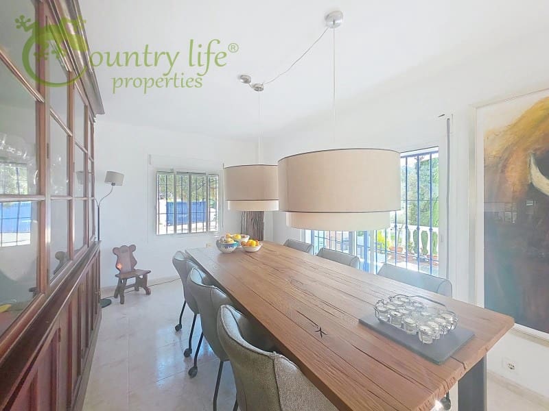 3 makuuhuone Huvila myytävänä paikassa Alcaucin - 279 000 € (Ref: 9608093)