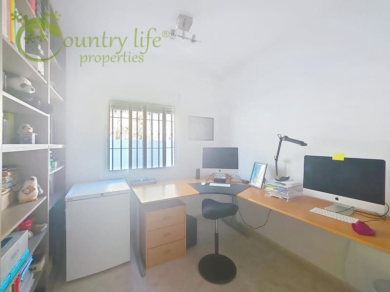 3 makuuhuone Huvila myytävänä paikassa Alcaucin - 279 000 € (Ref: 9608093)