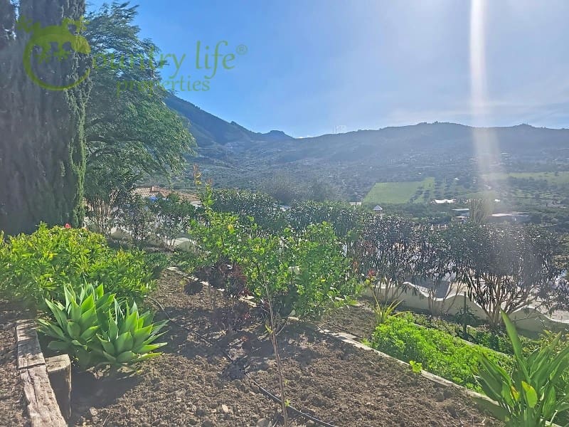 3 makuuhuone Huvila myytävänä paikassa Alcaucin - 279 000 € (Ref: 9608093)