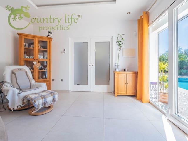 5 soverom Villa til salgs i Arenas - € 730 000 (Ref: 9833675)
