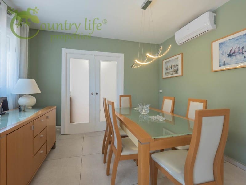 5 slaapkamer Villa te koop in Arenas - € 730.000 (Ref: 9833675)