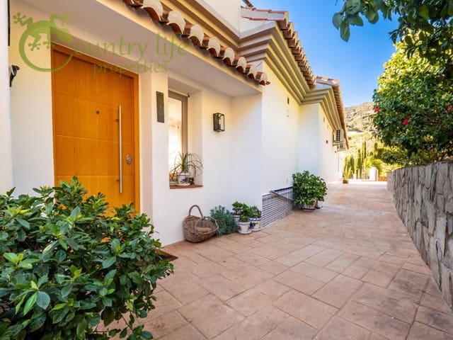 5 soverom Villa til salgs i Arenas - € 730 000 (Ref: 9833675)