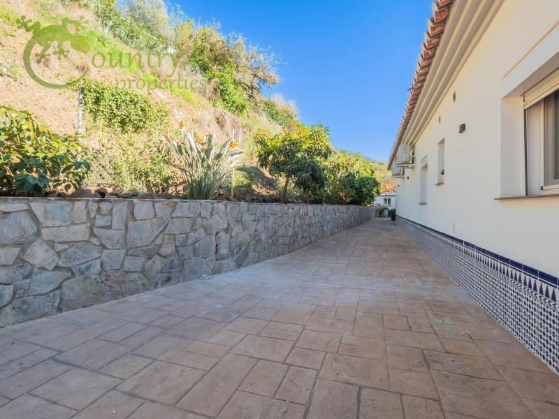 5 slaapkamer Villa te koop in Arenas - € 730.000 (Ref: 9833675)