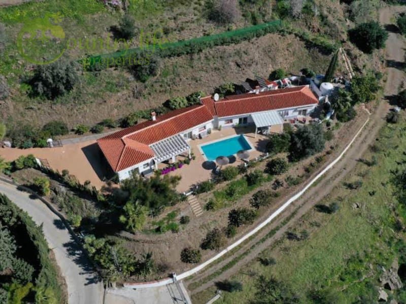 5 slaapkamer Villa te koop in Arenas - € 730.000 (Ref: 9833675)