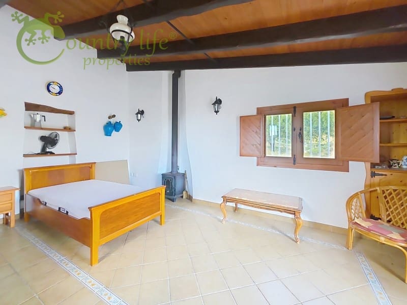 4 bedroom Villa for sale in Sedella - € 499,000 (Ref: 9836246)