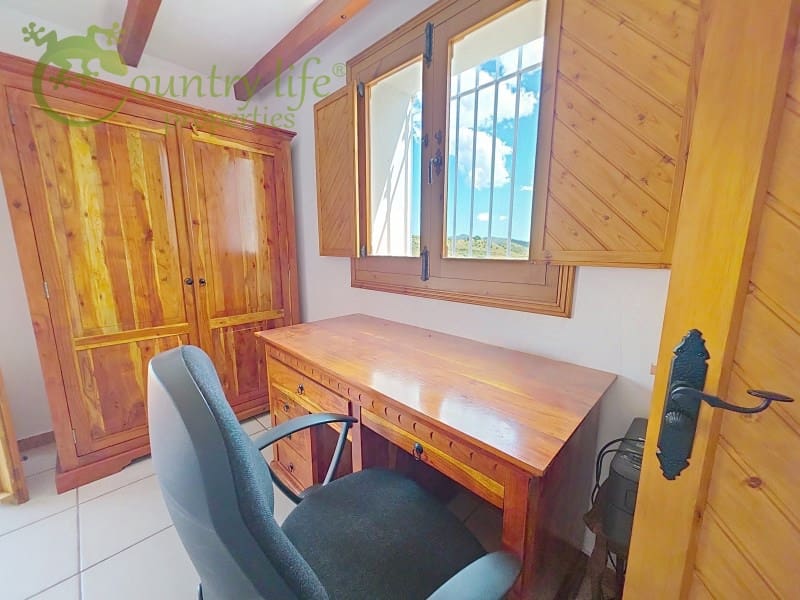 4 bedroom Villa for sale in Sedella - € 499,000 (Ref: 9836246)