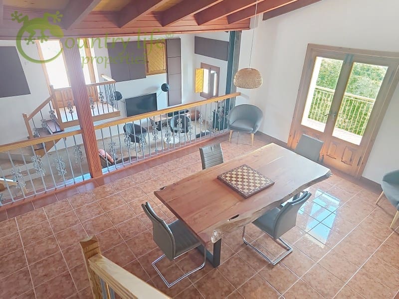 4 bedroom Villa for sale in Sedella - € 499,000 (Ref: 9836246)