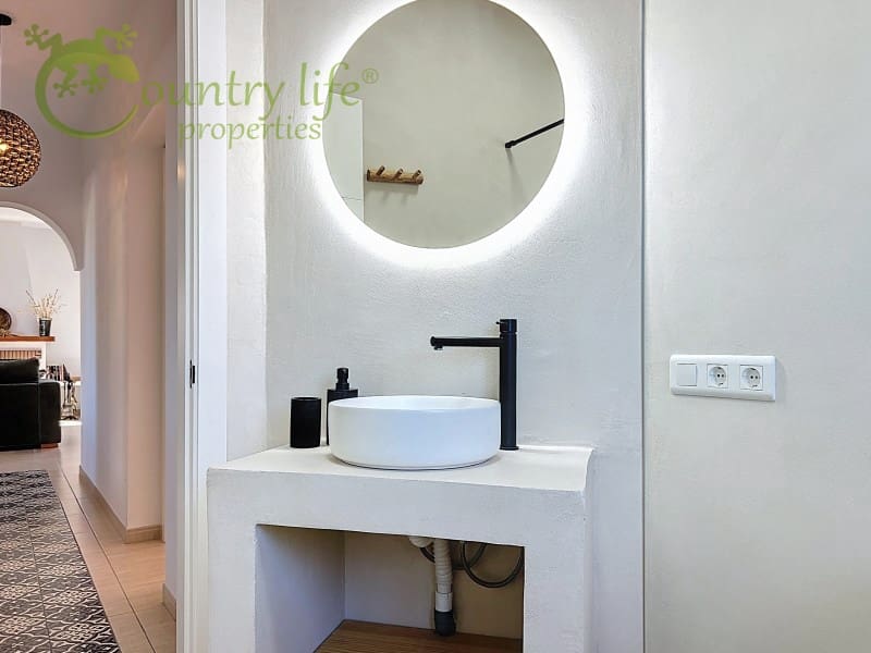 3 Zimmer Villa zu verkaufen in Arenas mit Pool - 420.000 € (Ref: 9851062)